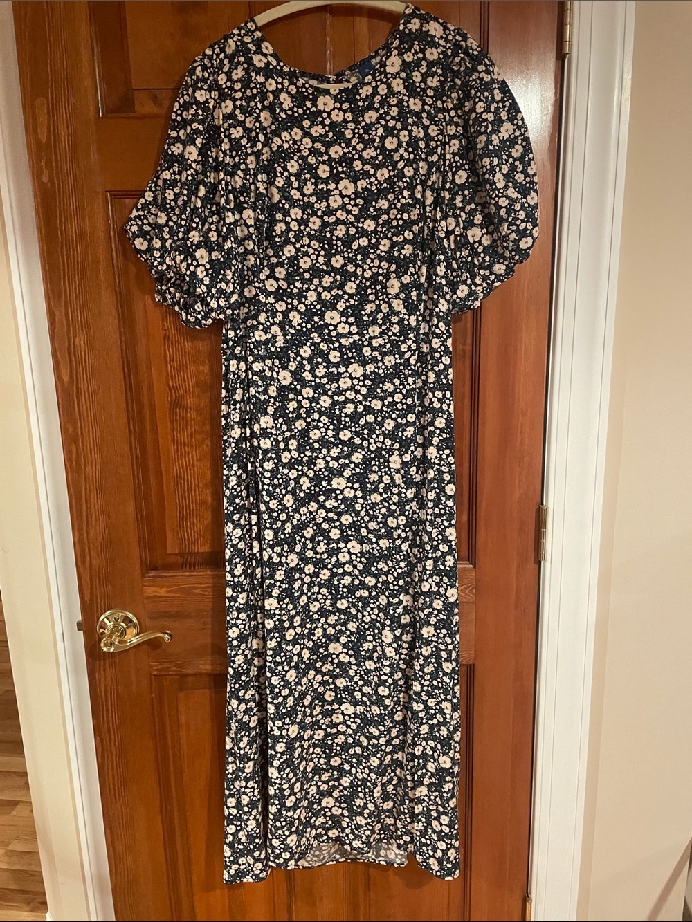 Old Navy Navy Maxi Dress with Cream Floral Print